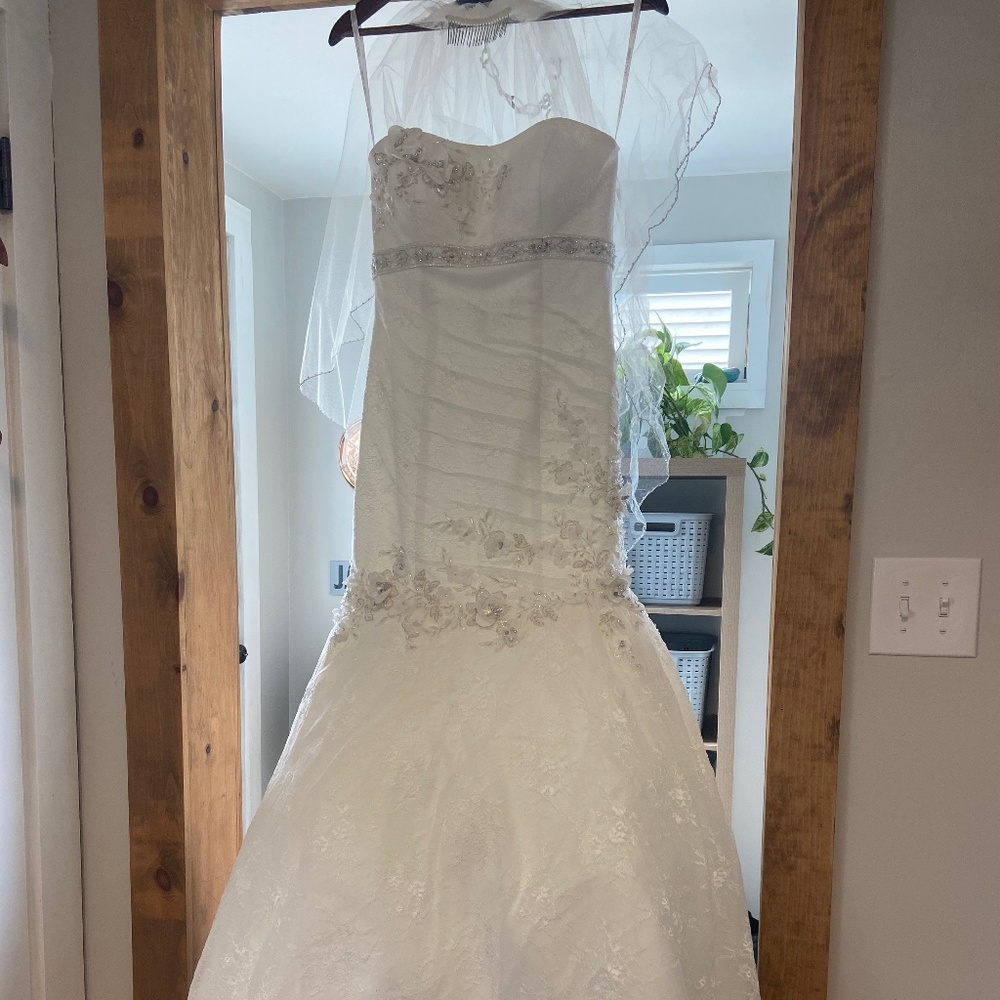 Oleg Cassini wedding gown